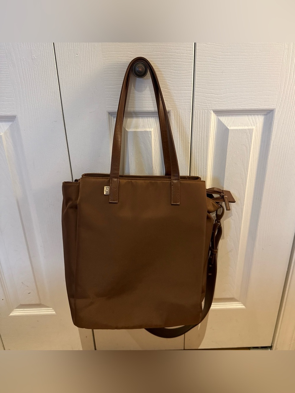Beis Commuter Tote in Maple, Removable Strap Convertible Pocket/Trolley Sleeve